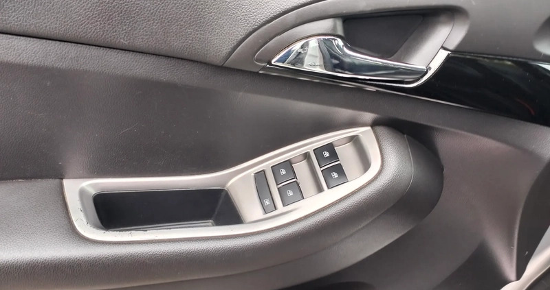 Chevrolet Orlando cena 28900 przebieg: 220407, rok produkcji 2012 z Zagórz małe 562
